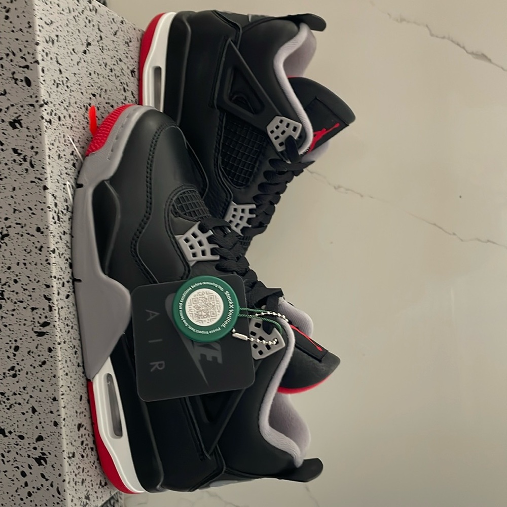 Jordan’s size 5 in men and 6 and a half in women’s